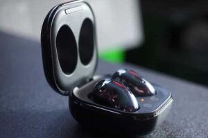 Samsung Galaxy Buds2 design and color leaked
