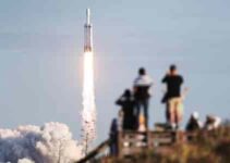 Nasa suspends satellite launch due to SpaceX's oxygen crisis