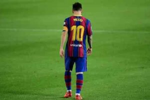Why does Lionel Messi walk so much during games
