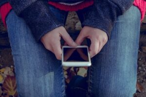 block unknown numbers on Android phones