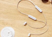 Sony WI-C100 with fast charging was introduced in China