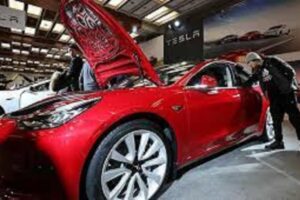 Tesla should reconsider its production plans