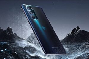 Razr 2022 and Moto X30 Pro sales might begin on August 11