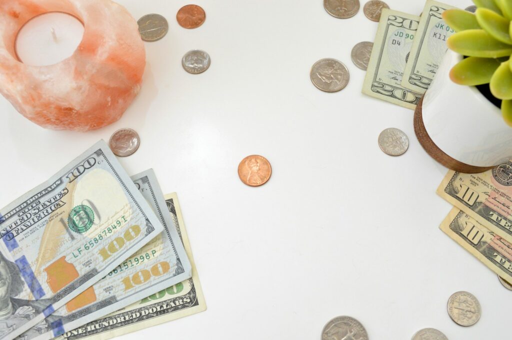 10 and 10 us dollar bills